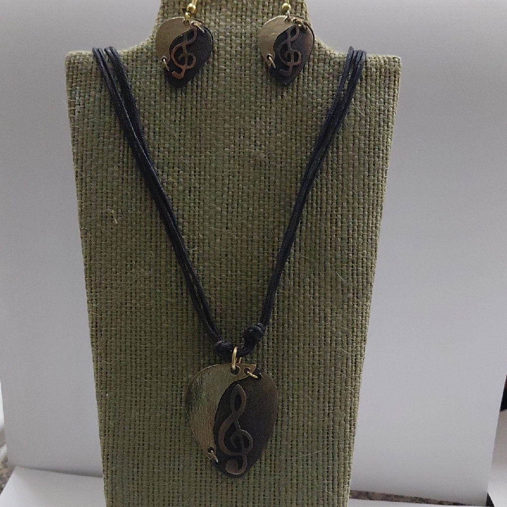 Black and Gold Treble Clef Necklace and Earring Set
